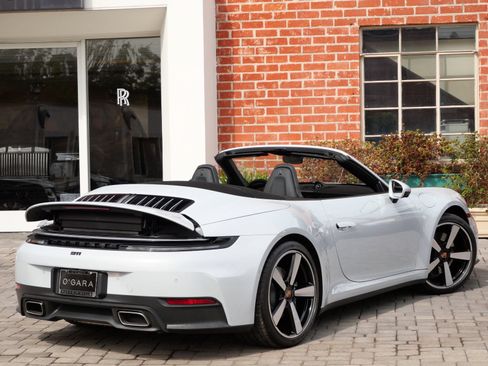 Used 2025 Porsche 911 Carrera RWD image 7