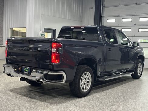 Certified 2022 Chevrolet Silverado 1500 LT w/ Z71 Off-Road Package AWD/4WD image 5