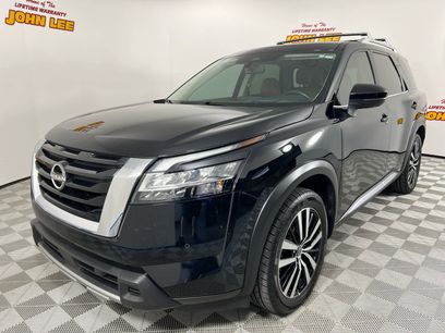 Used 2023 Nissan Pathfinder Platinum