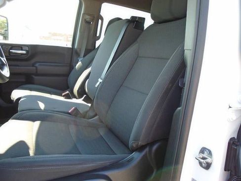 Certified 2024 Chevrolet Silverado 2500 Custom w/ Custom Value Package AWD/4WD image 17