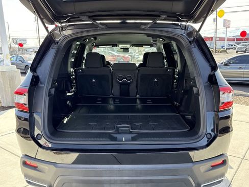 Used 2023 Honda Pilot Sport image 6