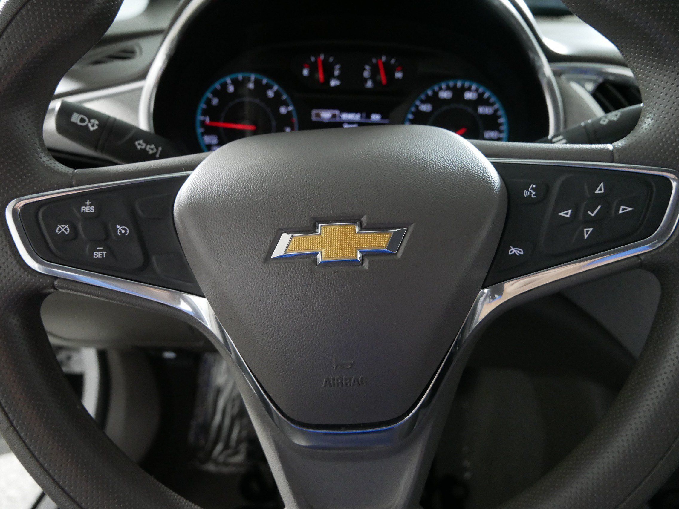 Used 2020 Chevrolet Malibu LT FWD image 25
