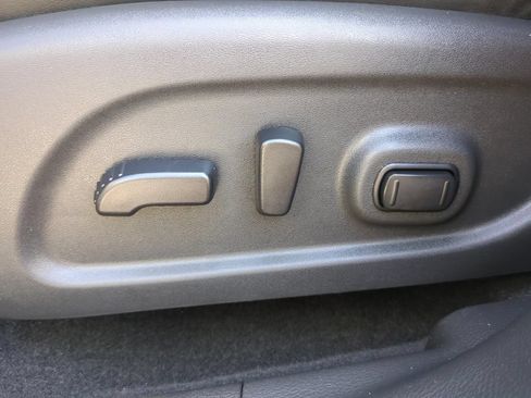 Certified 2023 Nissan Murano SV FWD image 16