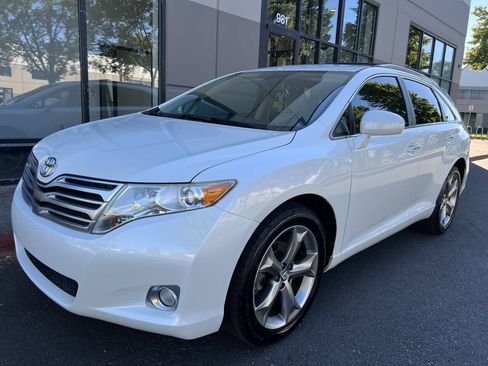 Used 2011 Toyota Venza w/ Convenience Pkg FWD image 1
