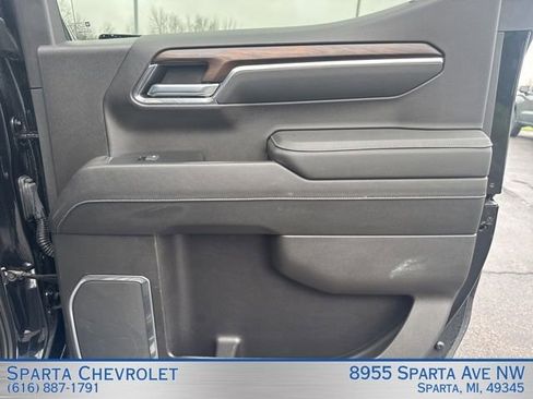 Used 2023 GMC Sierra 1500 SLT w/ SLT Premium Package image 30