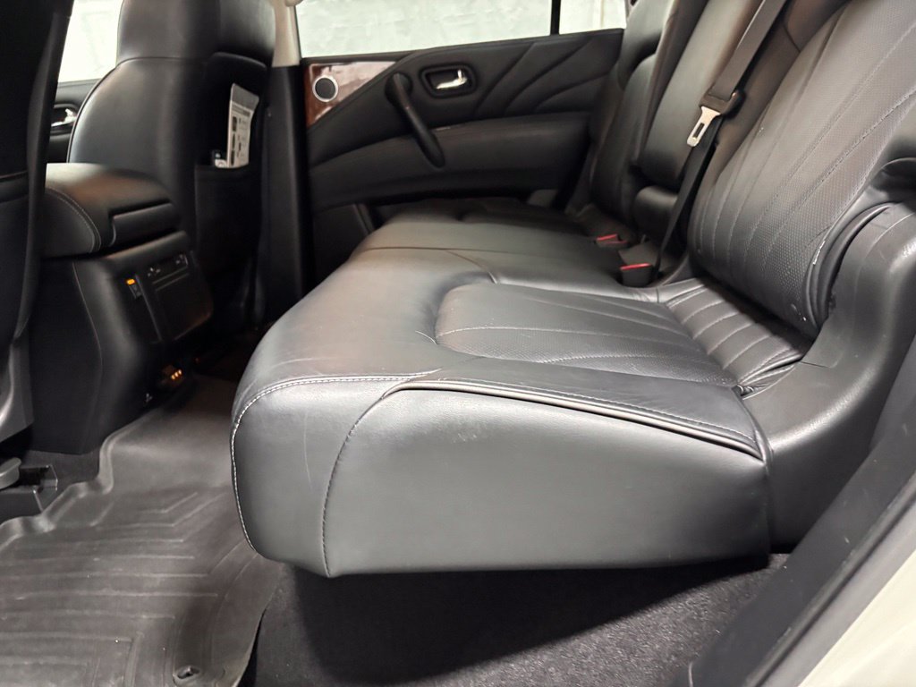 Used 2015 INFINITI QX80 4WD w/ Deluxe Technology Package image 42