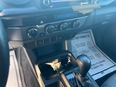 Used 2021 Toyota Tacoma SR5 image 28