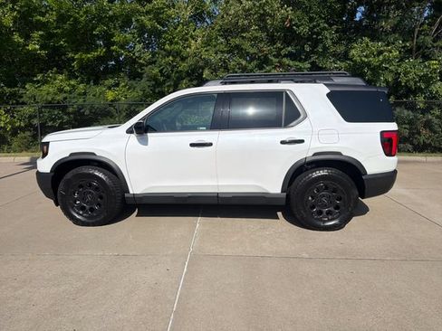 New 2026 Honda Passport TrailSport Elite image 2