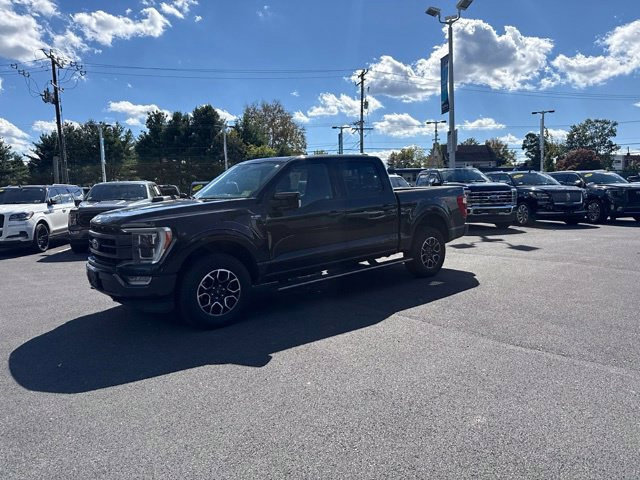 Used 2021 Ford F150 Lariat w/ Equipment Group 502A High AWD/4WD image 3