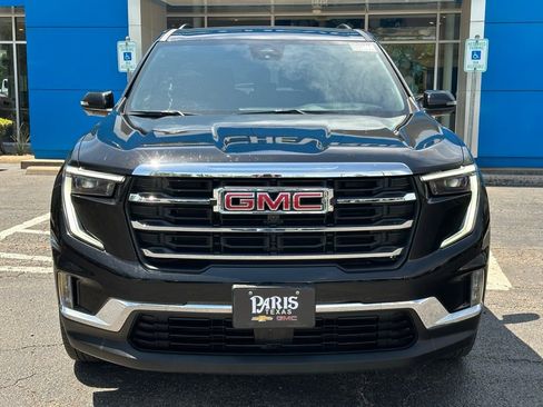 Used 2024 GMC Acadia Elevation FWD image 2