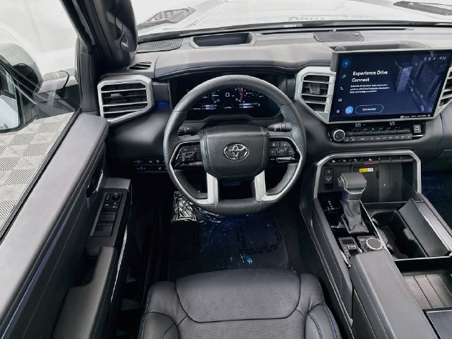 Used 2024 Toyota Tundra Platinum AWD/4WD image 24