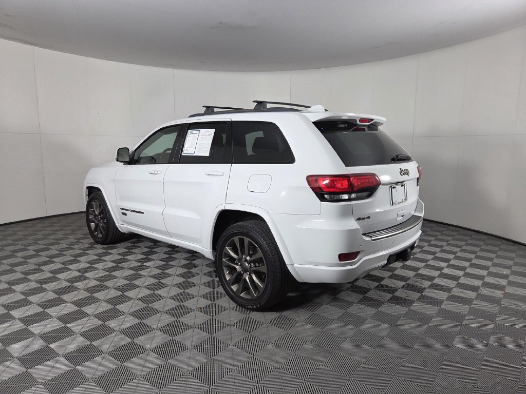 Used 2016 Jeep Grand Cherokee Limited 75th Anniversary AWD/4WD image 6