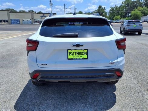 New 2025 Chevrolet Trax RS w/ Driver Confidence Package image 3