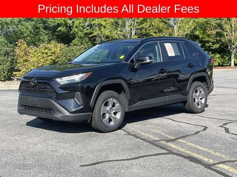 Used 2024 Toyota RAV4 XLE AWD/4WD image 1