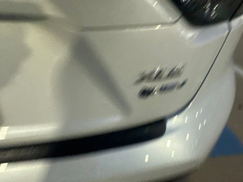 Used 2025 Toyota Corolla XLE FWD image 14