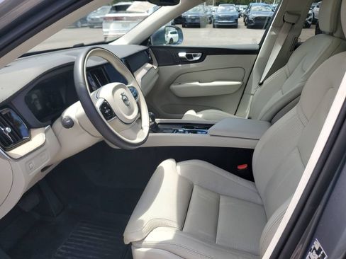 Used 2021 Volvo XC60 T5 Inscription w/ Advanced Package FWD image 23