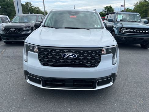 New 2026 Ford Maverick Lariat w/ 4K Tow Package AWD/4WD image 2