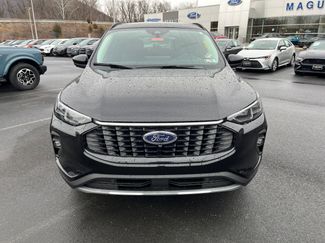 New 2026 Ford Escape SE w/ PHEV Premium Package video 2