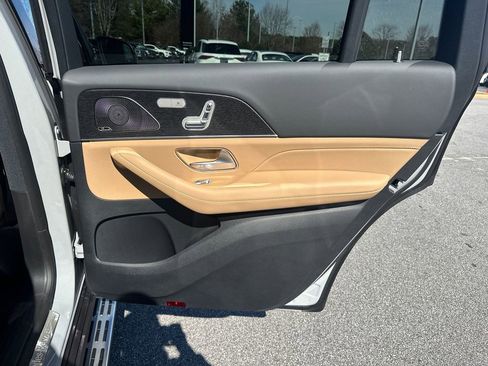 New 2026 Mercedes-Benz GLS 580 GLS 580 image 18