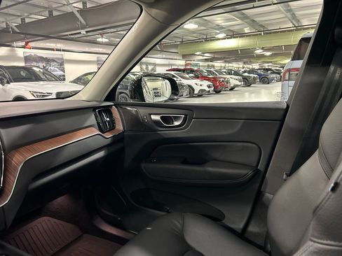 Certified 2024 Volvo XC60 T8 Plus w/ Protection Package Premier AWD/4WD image 25