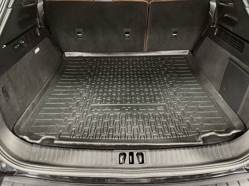 Used 2022 Lincoln Nautilus Reserve image 13