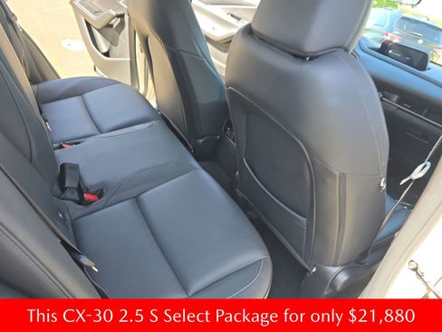 Used 2023 MAZDA CX-30 AWD 2.5 S w/ Select Package image 17