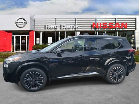 New 2026 Nissan Rogue Platinum w/ Platinum Premium Package image 2