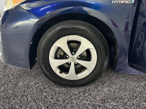 Used 2014 Toyota Prius Two image 18