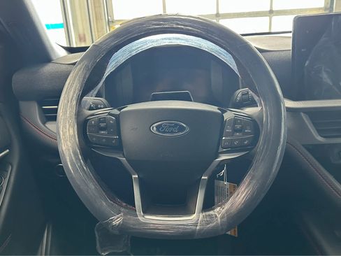 New 2026 Ford Explorer ST-Line AWD/4WD image 9