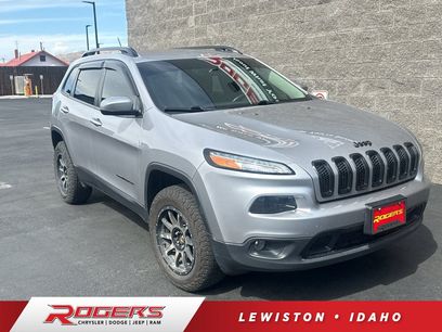 Used 2018 Jeep Cherokee Latitude w/ Altitude Package