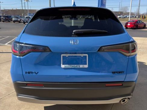 New 2026 Honda HR-V Sport image 4