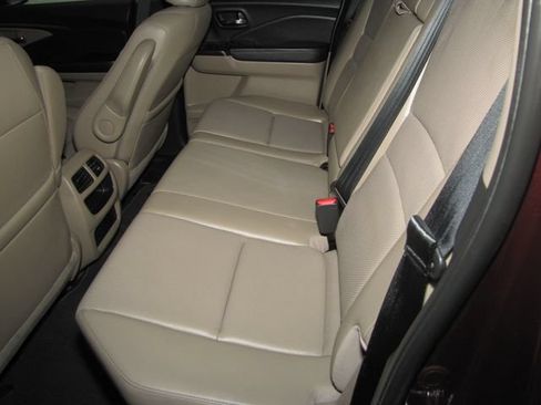 Used 2019 Honda Ridgeline RTL-T image 13