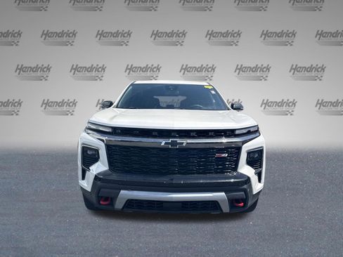 Used 2025 Chevrolet Traverse Z71 AWD/4WD image 3