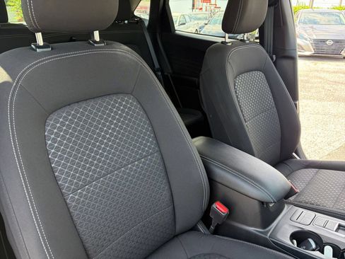 Used 2024 Ford Escape Active AWD/4WD image 36