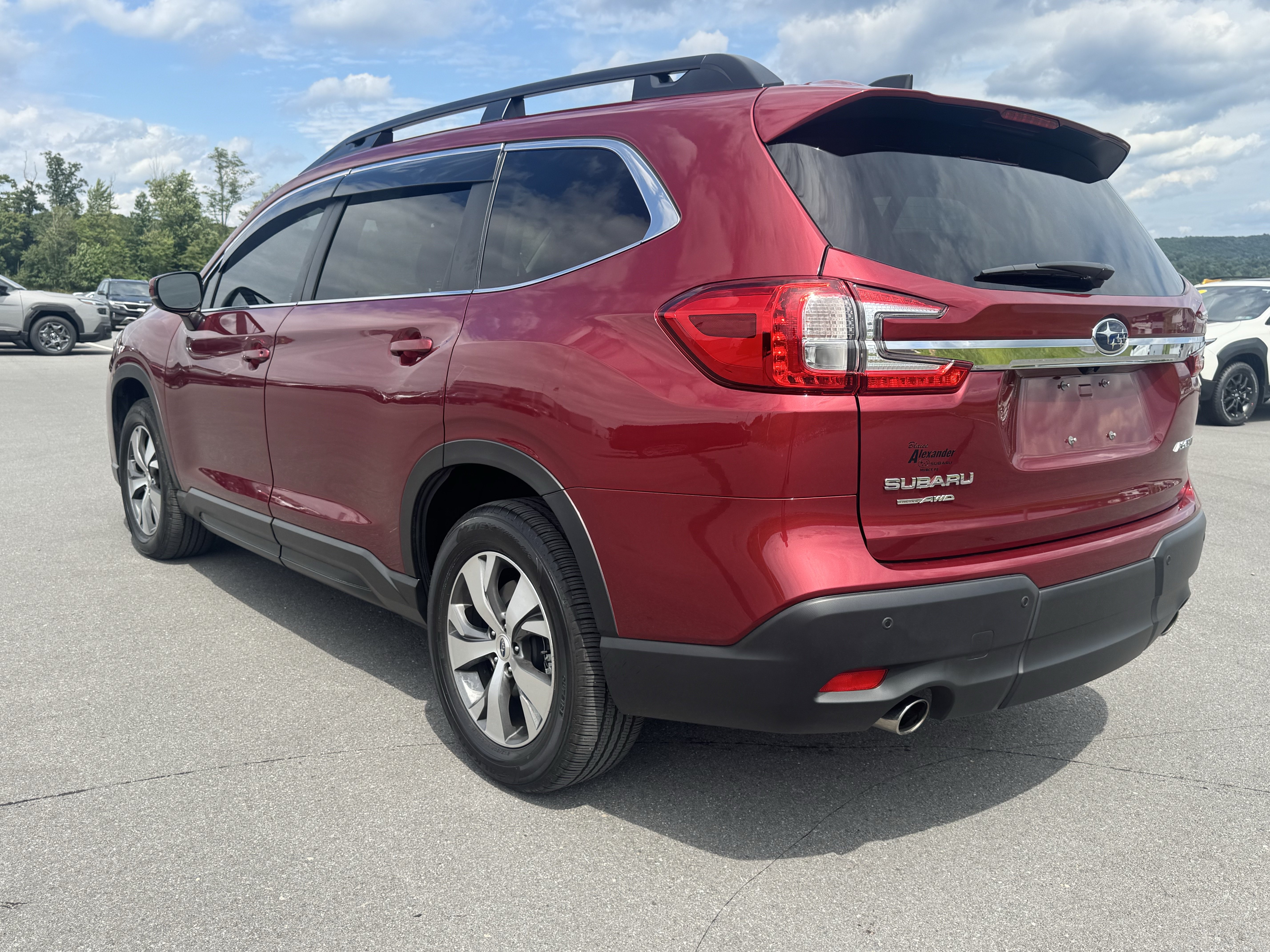 Certified 2025 Subaru Ascent Premium AWD/4WD image 6