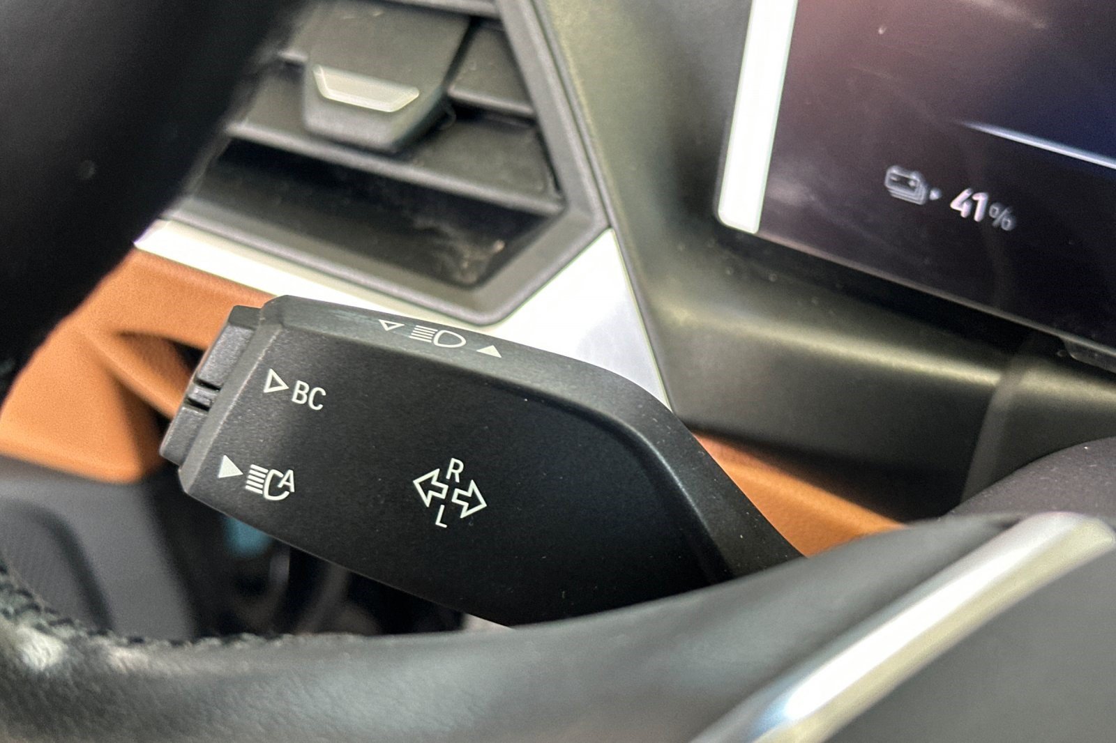 Used 2024 BMW i4 eDrive40 w/ Premium Package RWD image 32