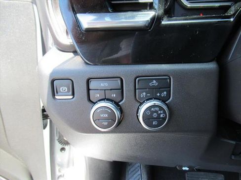Used 2024 GMC Sierra 1500 Elevation AWD/4WD image 20