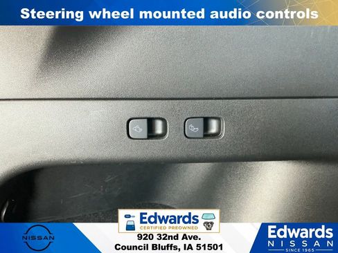 Used 2021 Tesla Model Y Long Range AWD/4WD image 15
