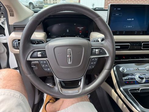 Used 2021 Lincoln Nautilus Reserve w/ Equipment Group 201A AWD/4WD image 14