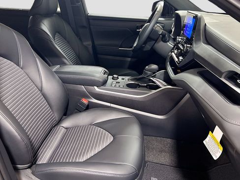 New 2026 Toyota Highlander XSE AWD/4WD image 29