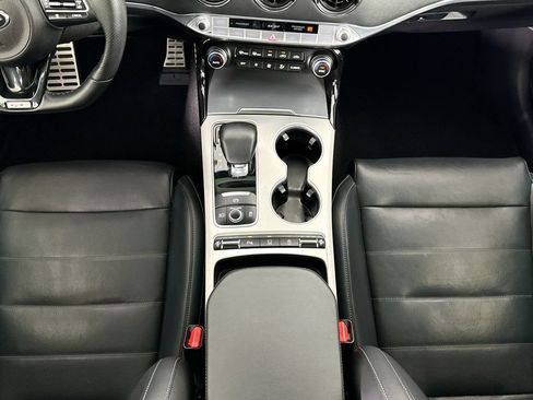 Used 2020 Kia Stinger GT2 RWD image 17