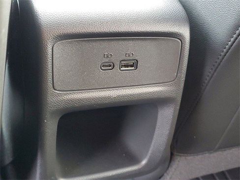 Used 2025 Buick Envista Sport Touring w/ Convenience I Package image 11