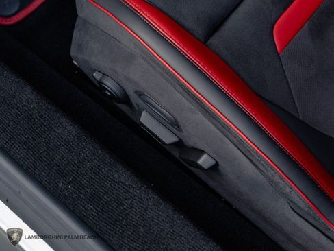 Used 2026 Lamborghini Temerario AWD/4WD image 19