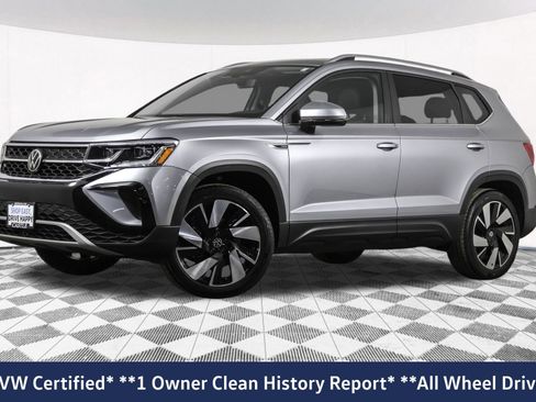 Certified 2024 Volkswagen Taos SEL image 2
