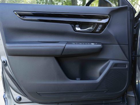 Used 2023 Honda CR-V Sport Touring image 36