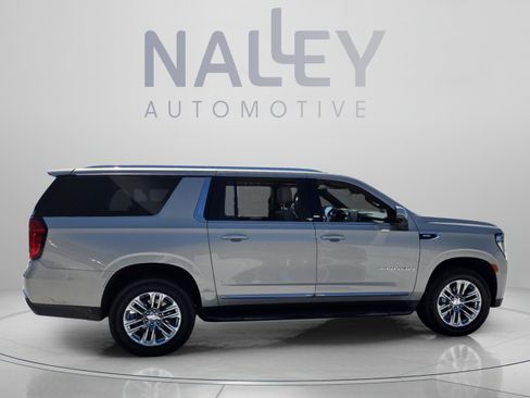 Used 2023 GMC Yukon XL SLT w/ SLT Luxury Package RWD image 5