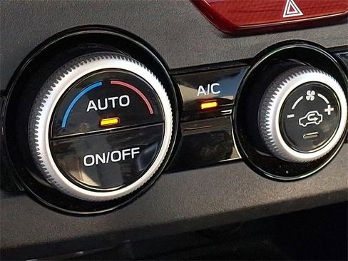 Used 2023 Subaru Crosstrek 2.5i Limited image 22