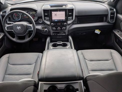Used 2025 RAM 1500 Big Horn AWD/4WD image 24