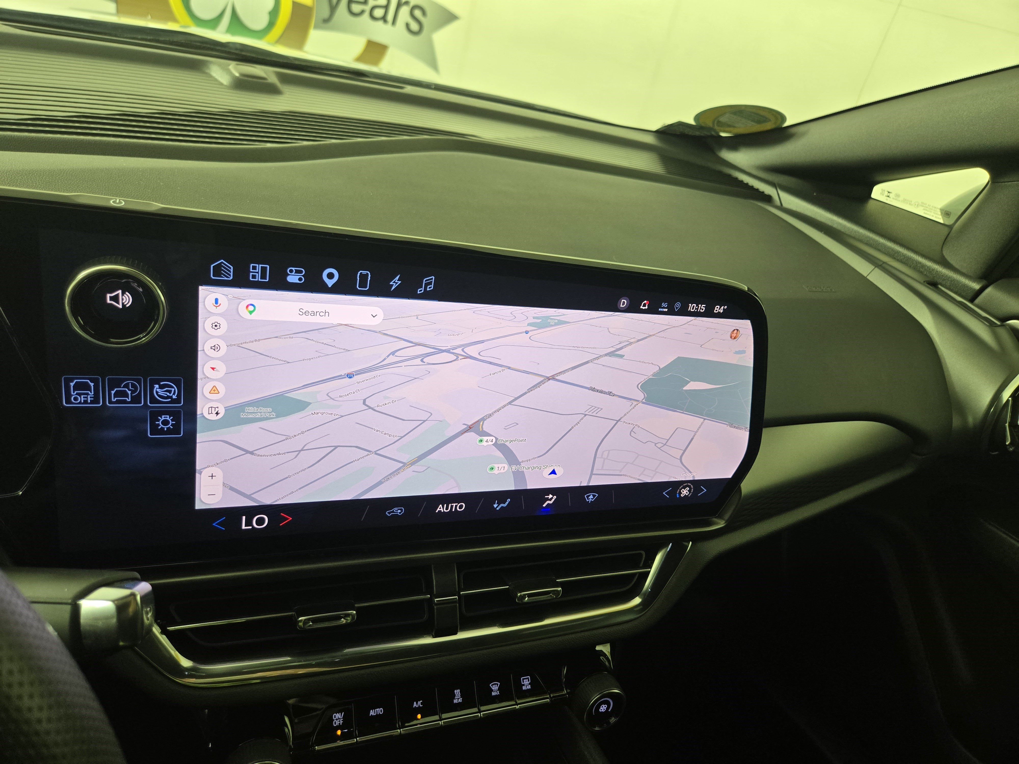 Certified 2025 Chevrolet Equinox EV LT FWD image 20