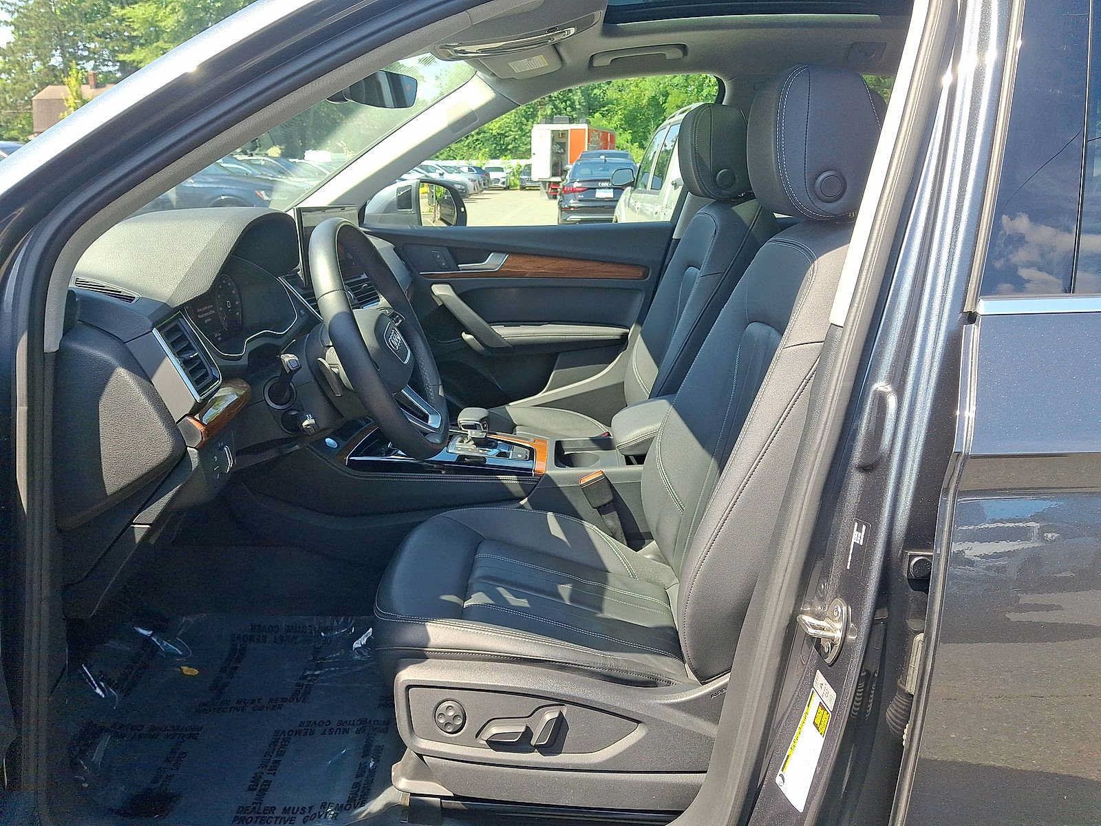 Certified 2023 Audi Q5 2.0T Premium Plus w/ Premium Plus Package AWD/4WD image 17
